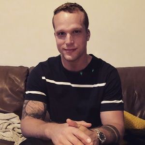 Meet your Posher, Layton